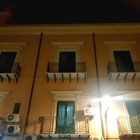 Apartment Maqueda For 4 Centre Ballaro Palermo