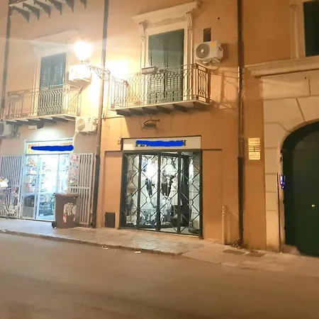 Maqueda For 4 Centre Ballaro Apartment