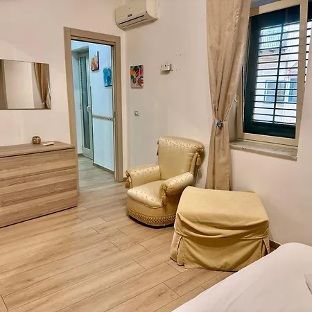 Maqueda For 4 Centre Ballaro Apartment Palermo