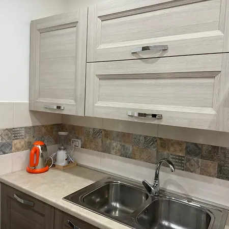 Maqueda For 4 Centre Ballaro *